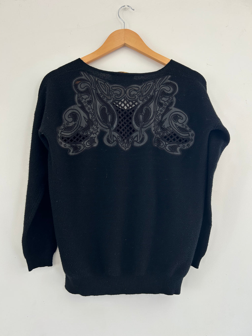 Pull laine noir col V Juju s’amuse taille 38