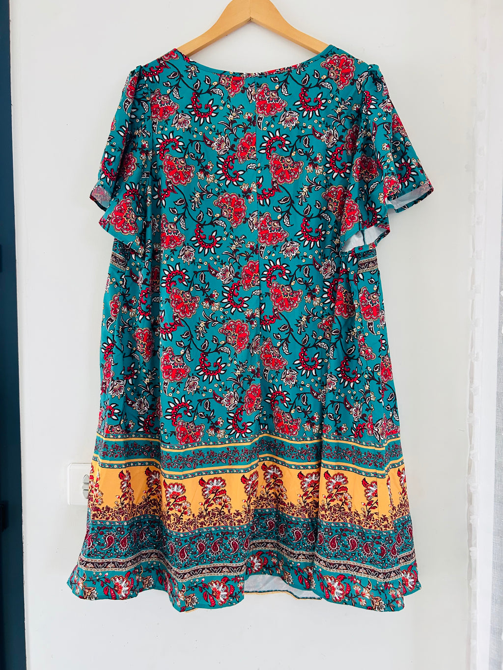 Robe ample et fluide manches courtes imprimé SHEIN taille 54
