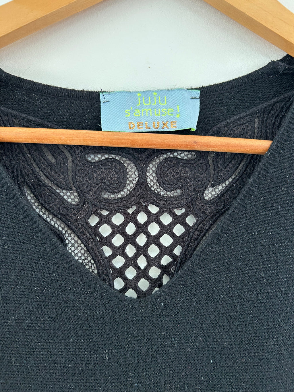 Pull laine noir col V Juju s’amuse taille 38