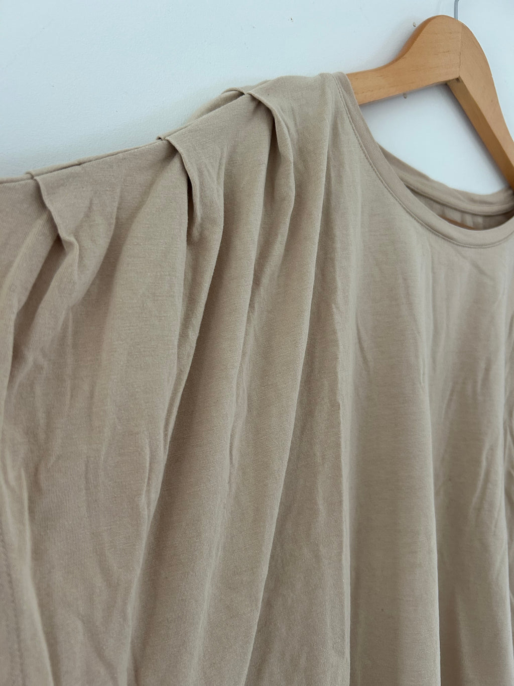 T-shirt beige manches courtes froncées Kiabi taille 50/52