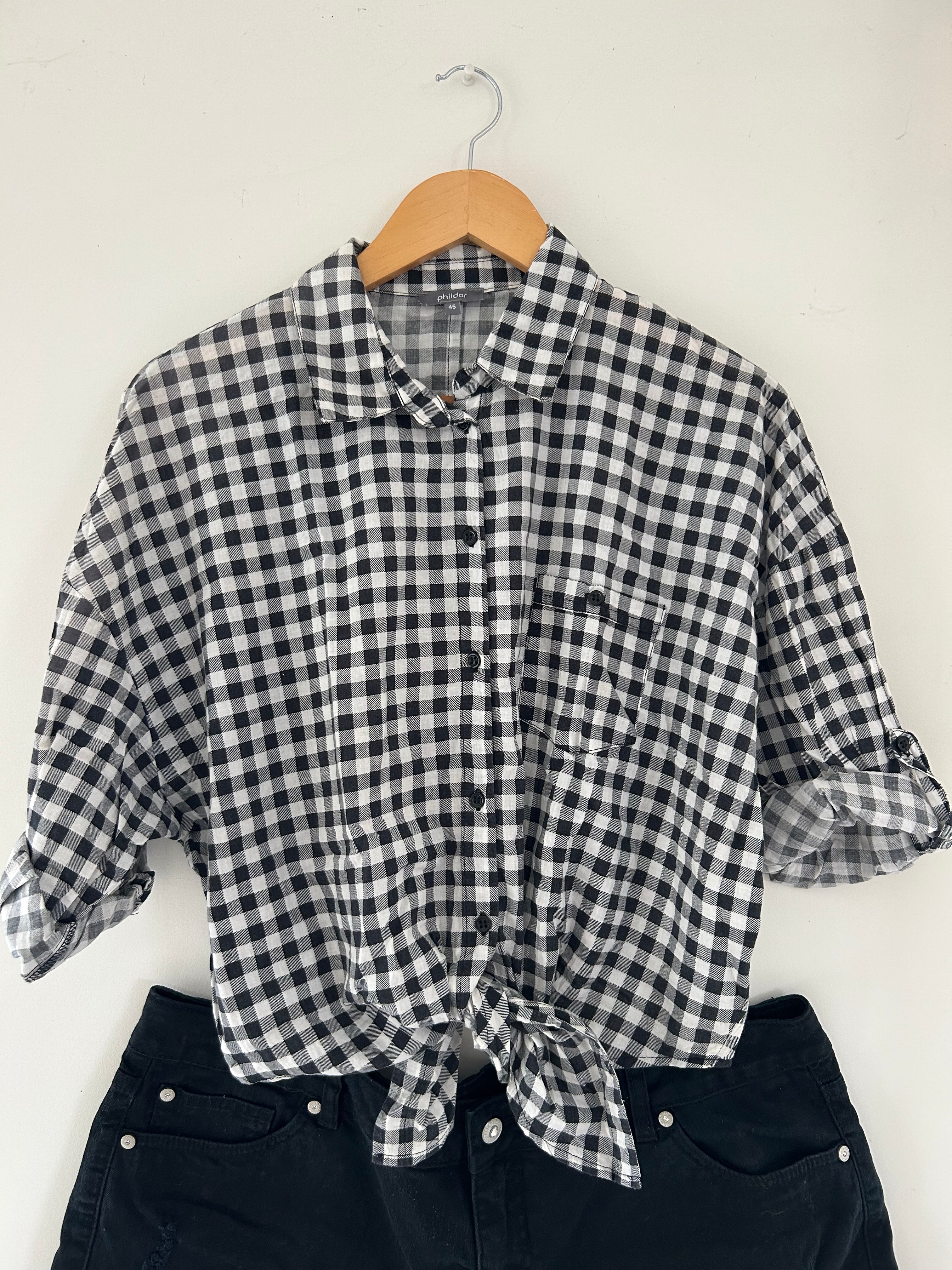 Blouse manches courtes à carreaux noir et blanc avec noeud Phildar taille 46