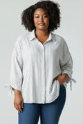 Blouse manches longues à nouer rayé blanc et bleu marine taille 46