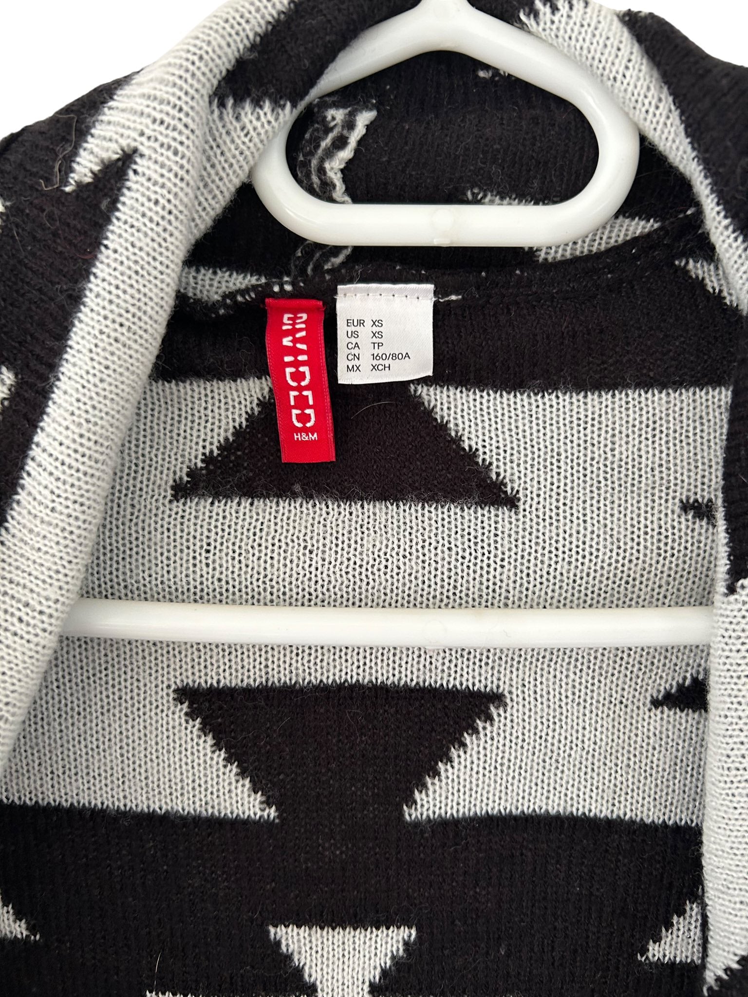 Gilet long à franges asymétrique à motifs noir et blanc H&M taille XS