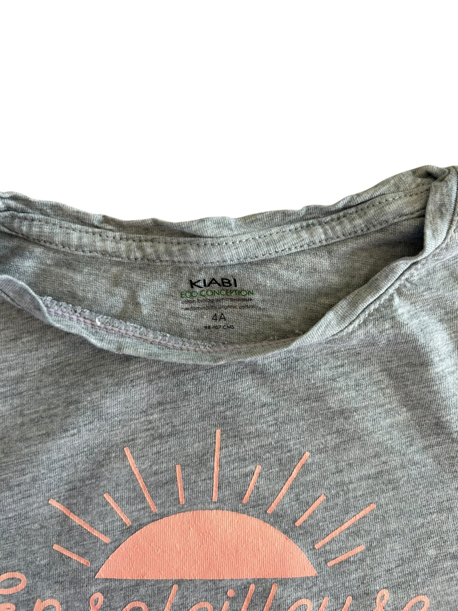 T-shirt manches courtes gris "ensoleilleuse de plage" Kiabi 4 ans