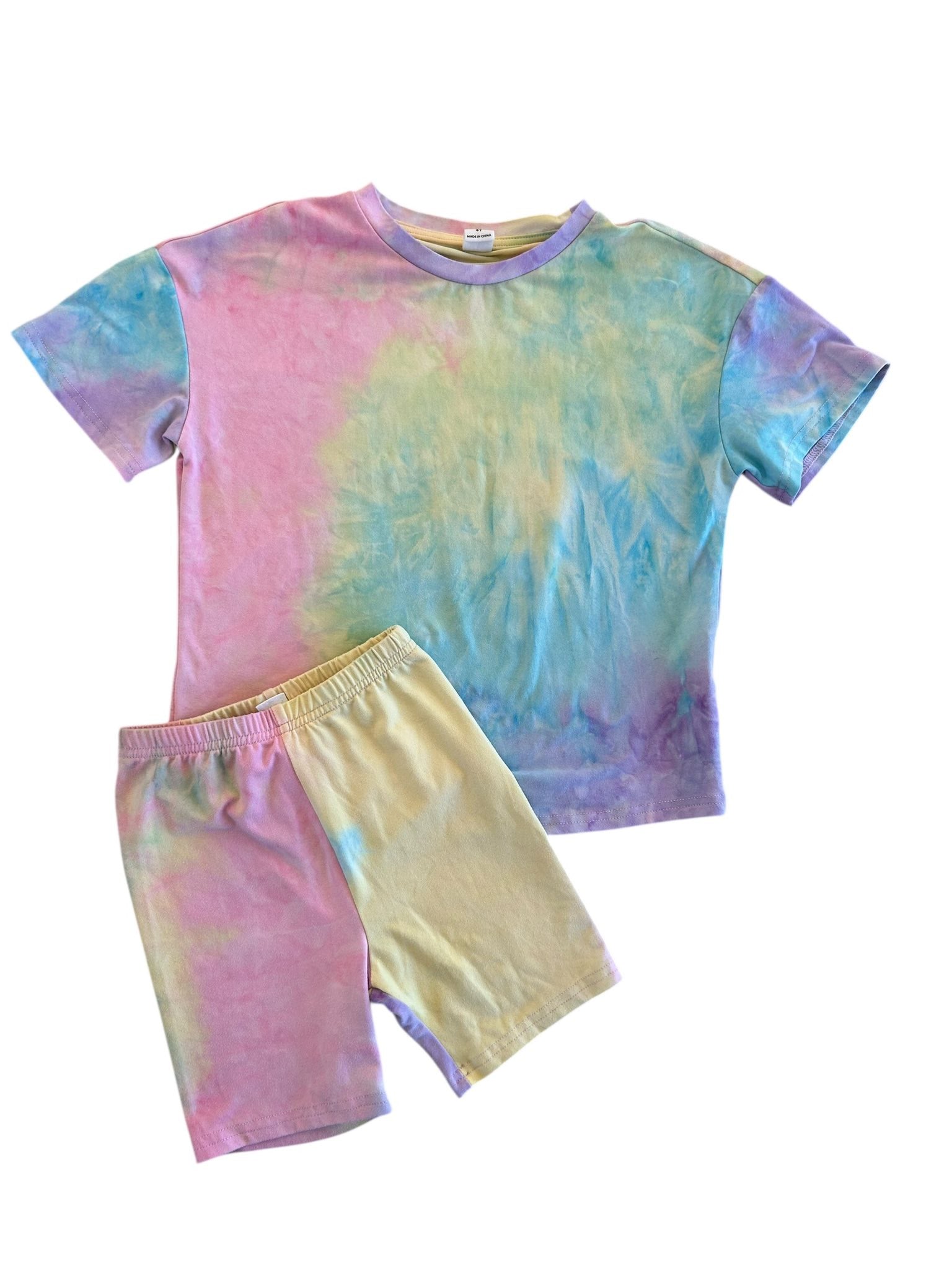Ensemble d'été tie-dye t-shirt large et short Shein taille 4 ans