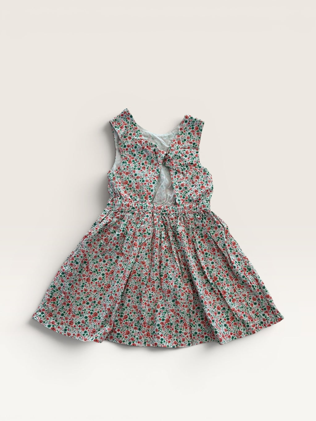 Robe d'été fleurie Kiabi - taille 4 ans Robe d'été fleurie Kiabi - taille 4 ans Robe d'été fleurie Kiabi - taille 4 ans Robe d'été fleurie Kiabi - taille 4 ans
