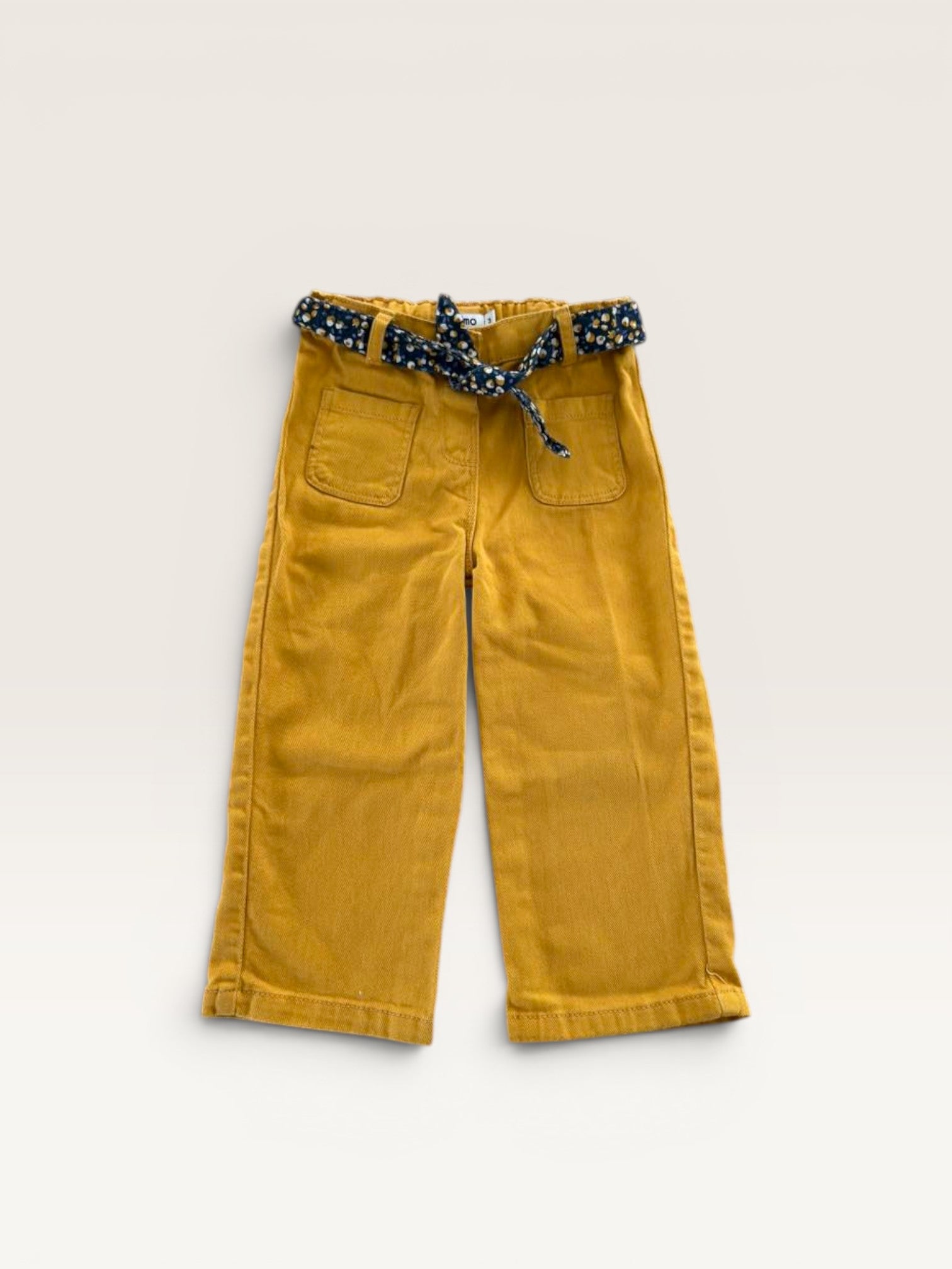 Jean large jaune moutarde avec ceinture à motifs Gémo taille 3 ans