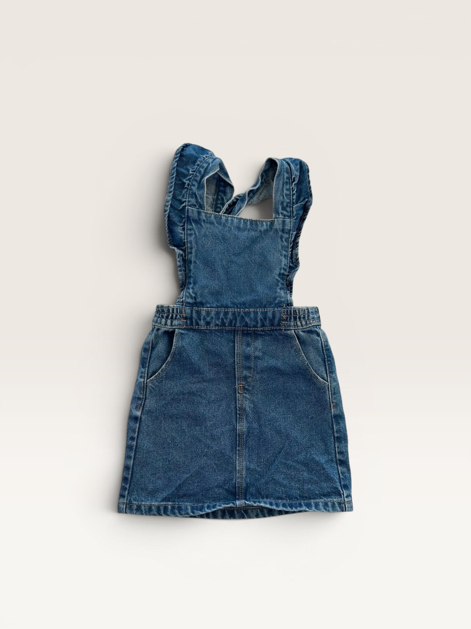 Robe en jean bretelles à volants Kiabi - taille 3 ans