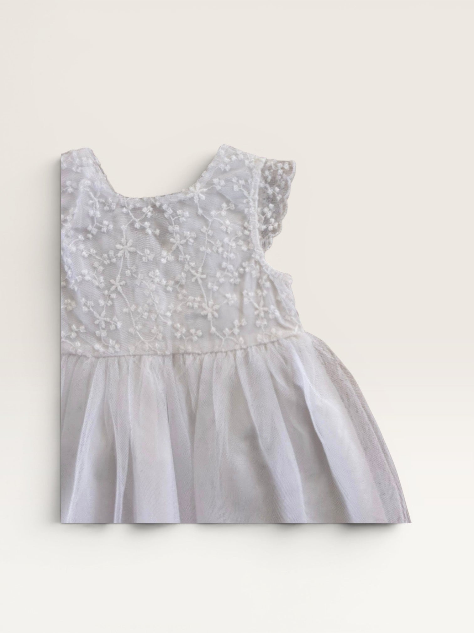 Robe de cérémonie blanche broderie fleurs et tulle Gémo taille 12 mois