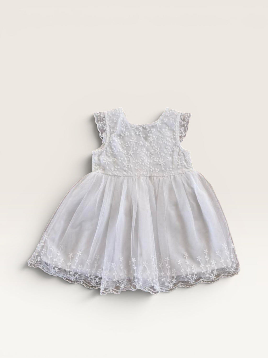 Robe de cérémonie blanche broderie fleurs et tulle Gémo taille 12 mois