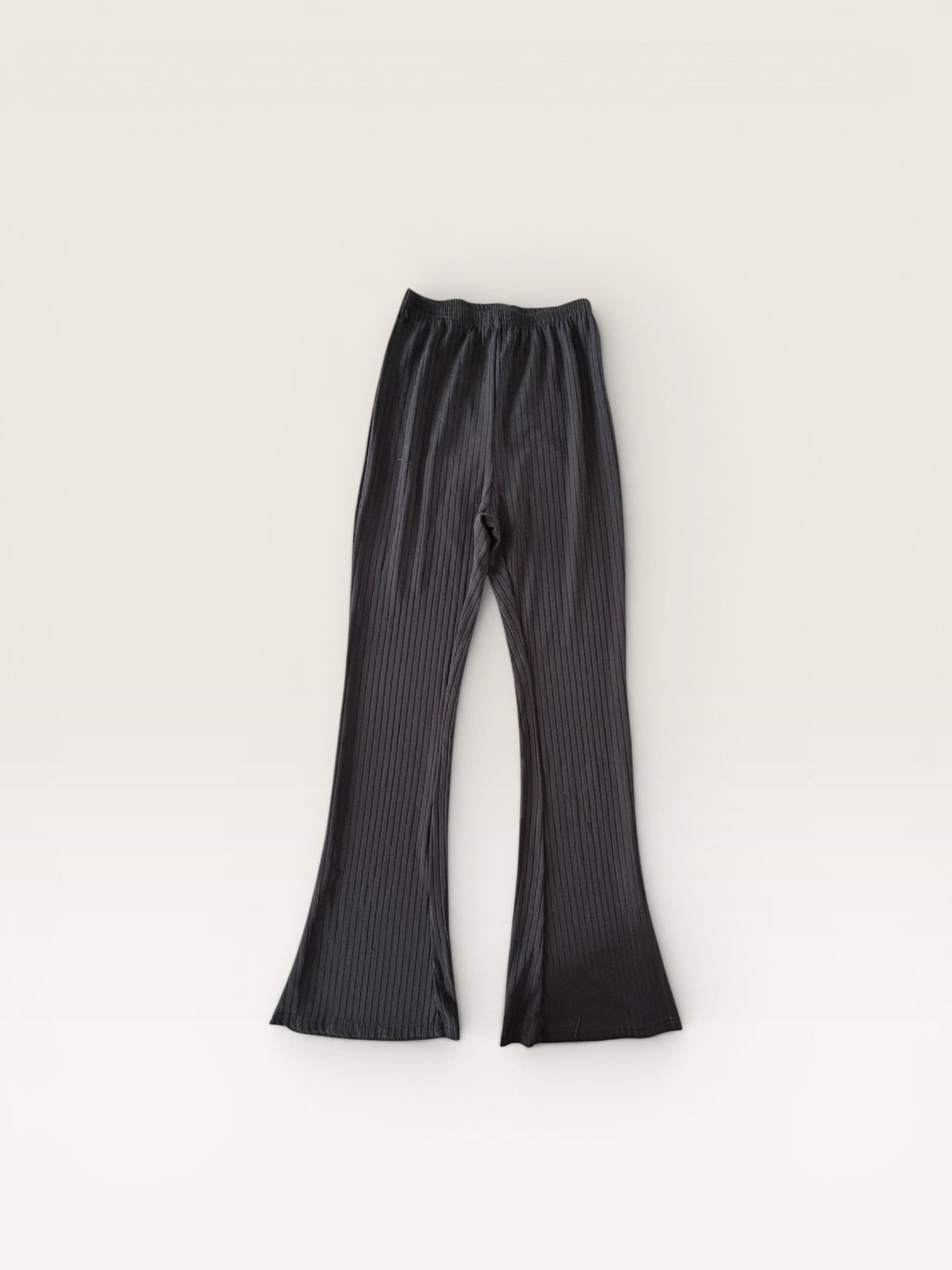 Pantalon côtelé noir pattes d'éléphant Shein taille 34