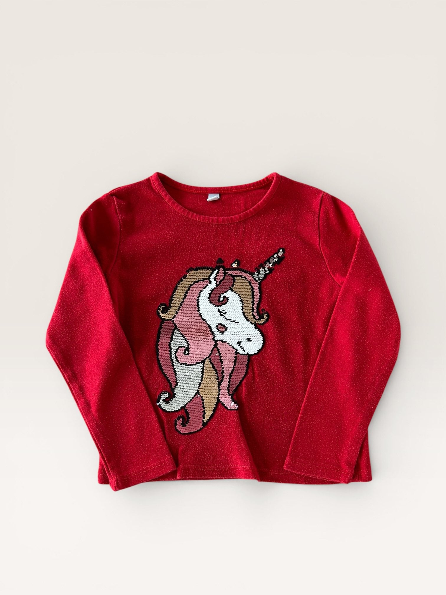 T-shirt manches longues rouge motif licorne à sequins Plus taille 4 ans