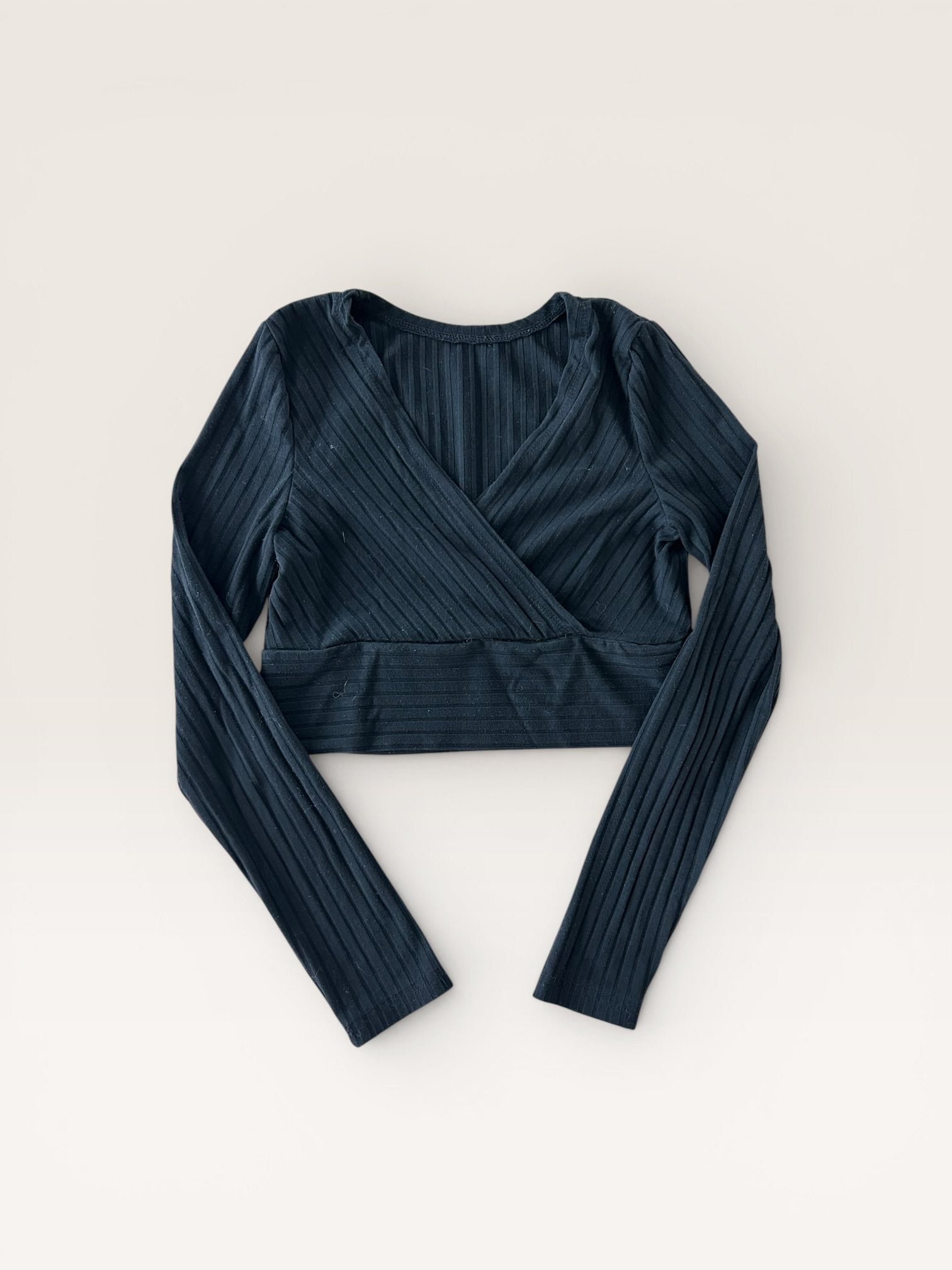 Top manches longues noir croisé Shein taille XS/34