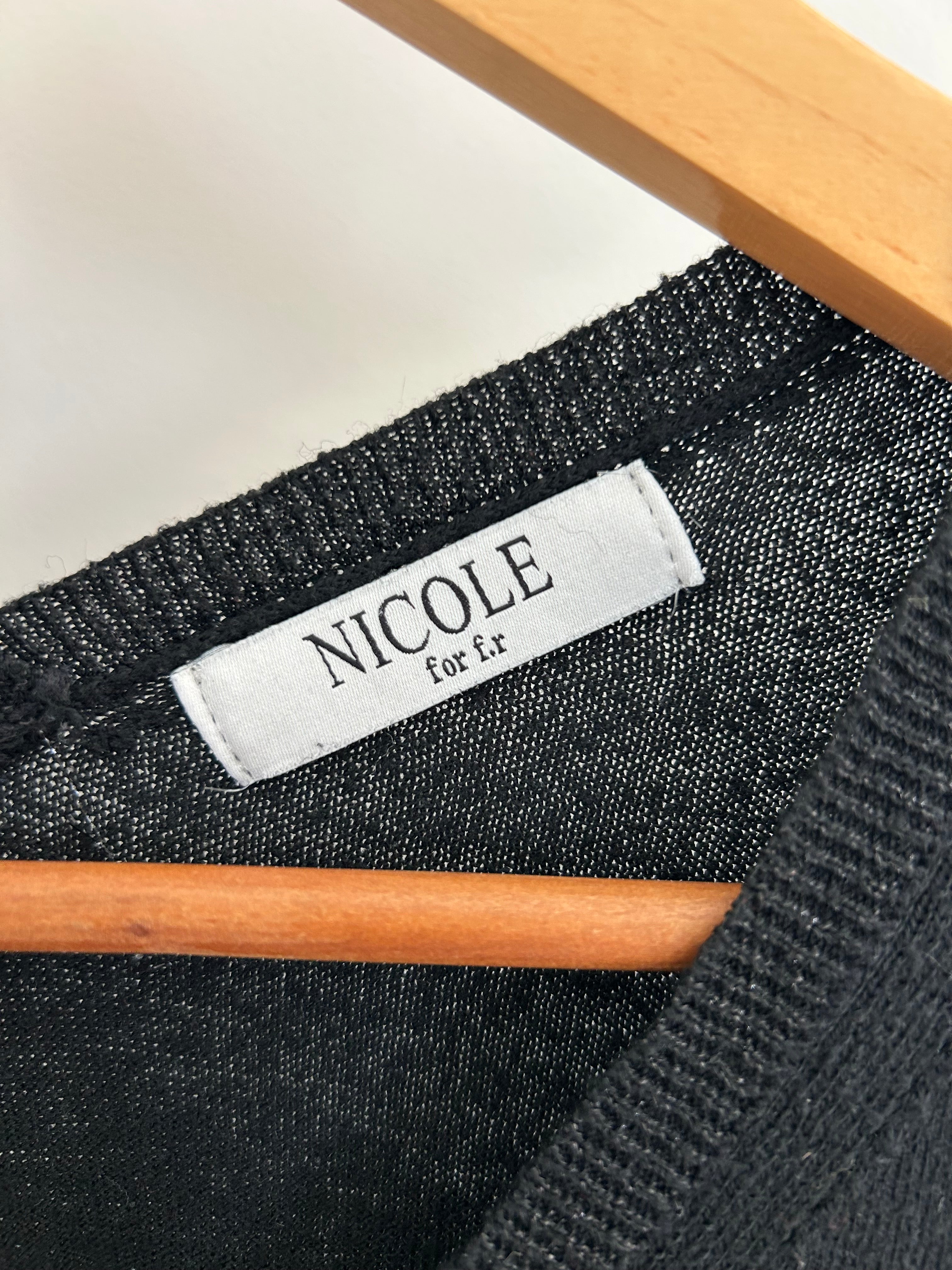 Pull fin noir col V Nicole taille 38/40