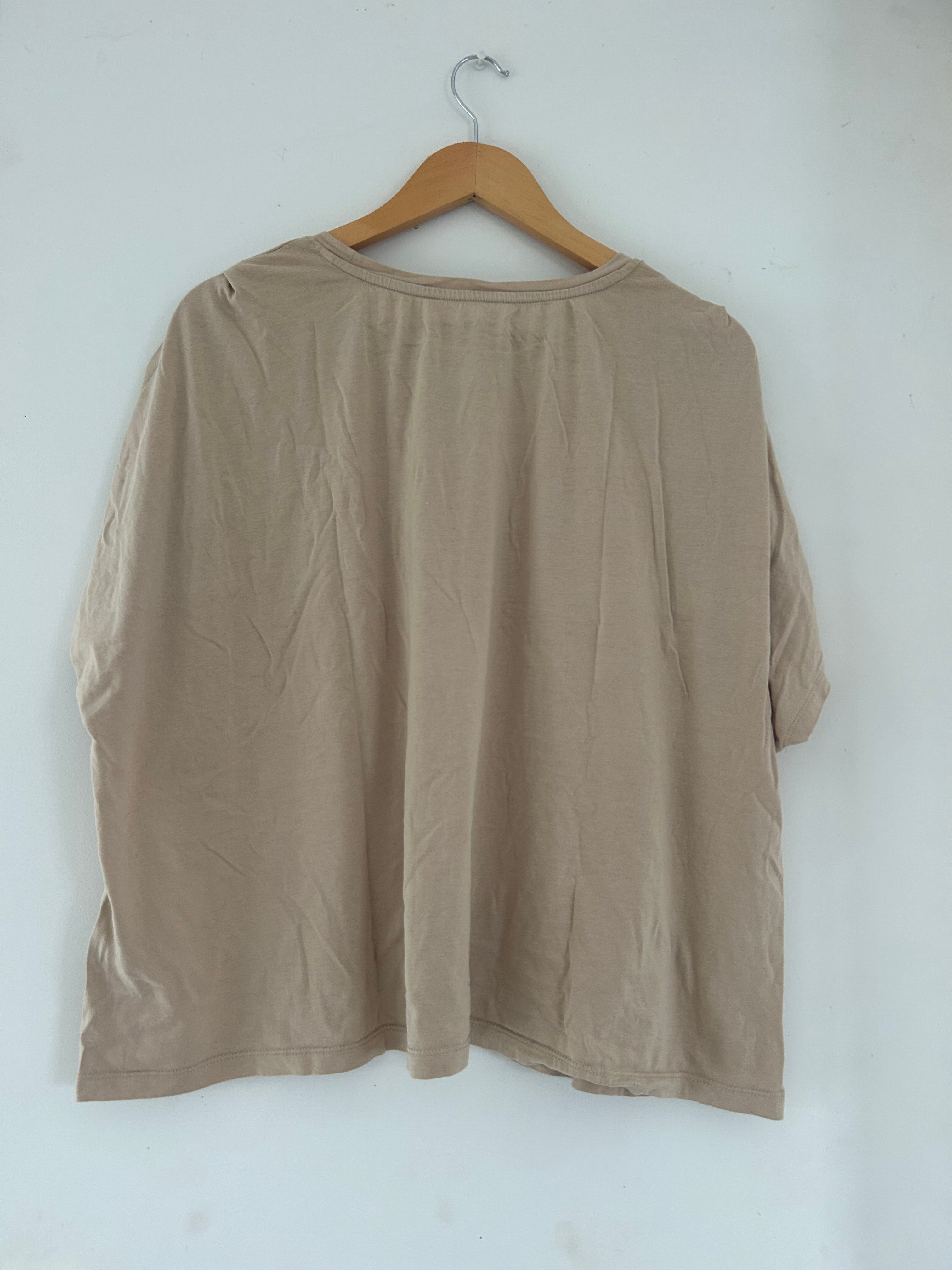 T-shirt beige manches courtes froncées Kiabi taille 50/52