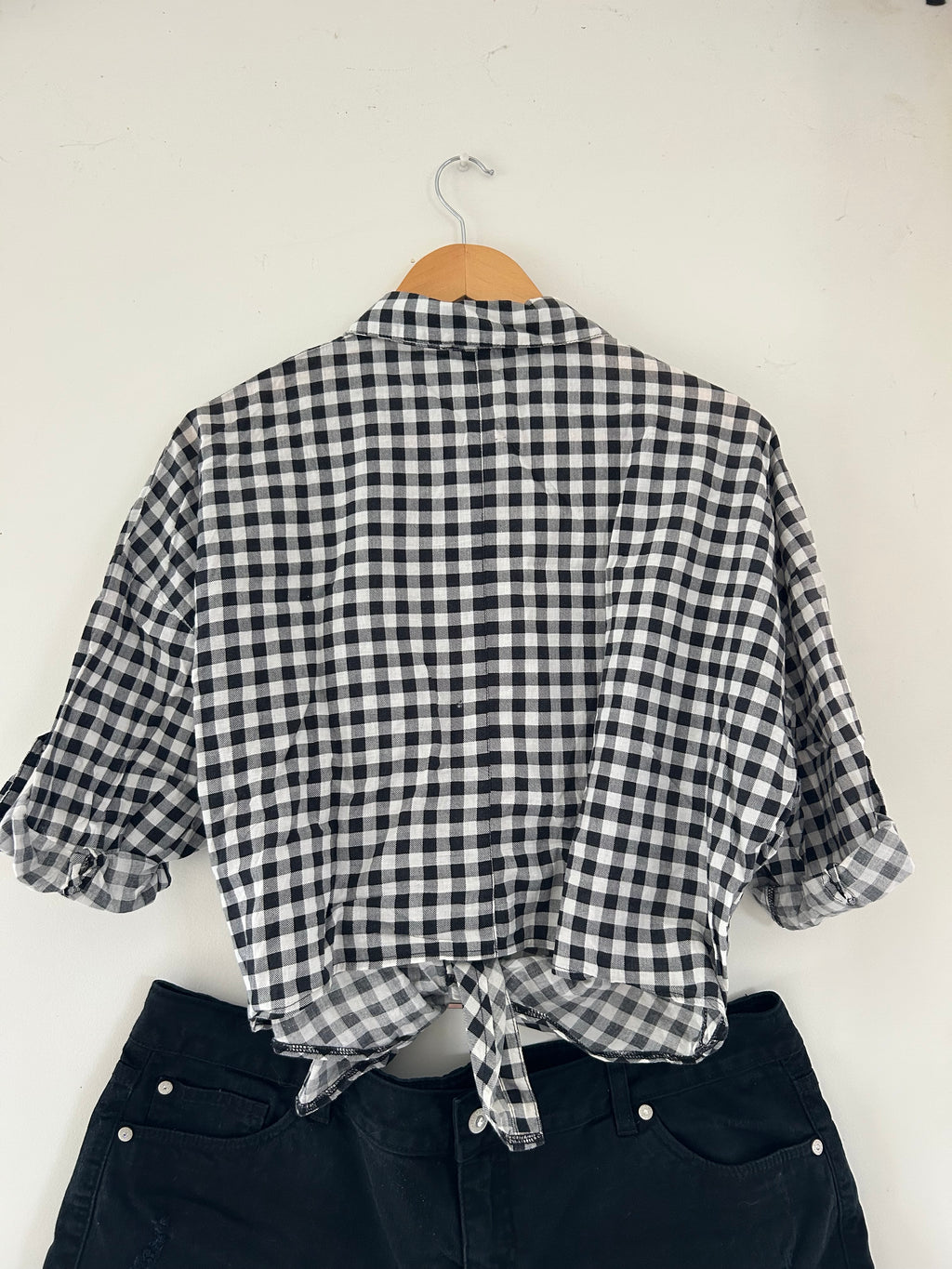 Blouse manches courtes à carreaux noir et blanc avec noeud Phildar taille 46