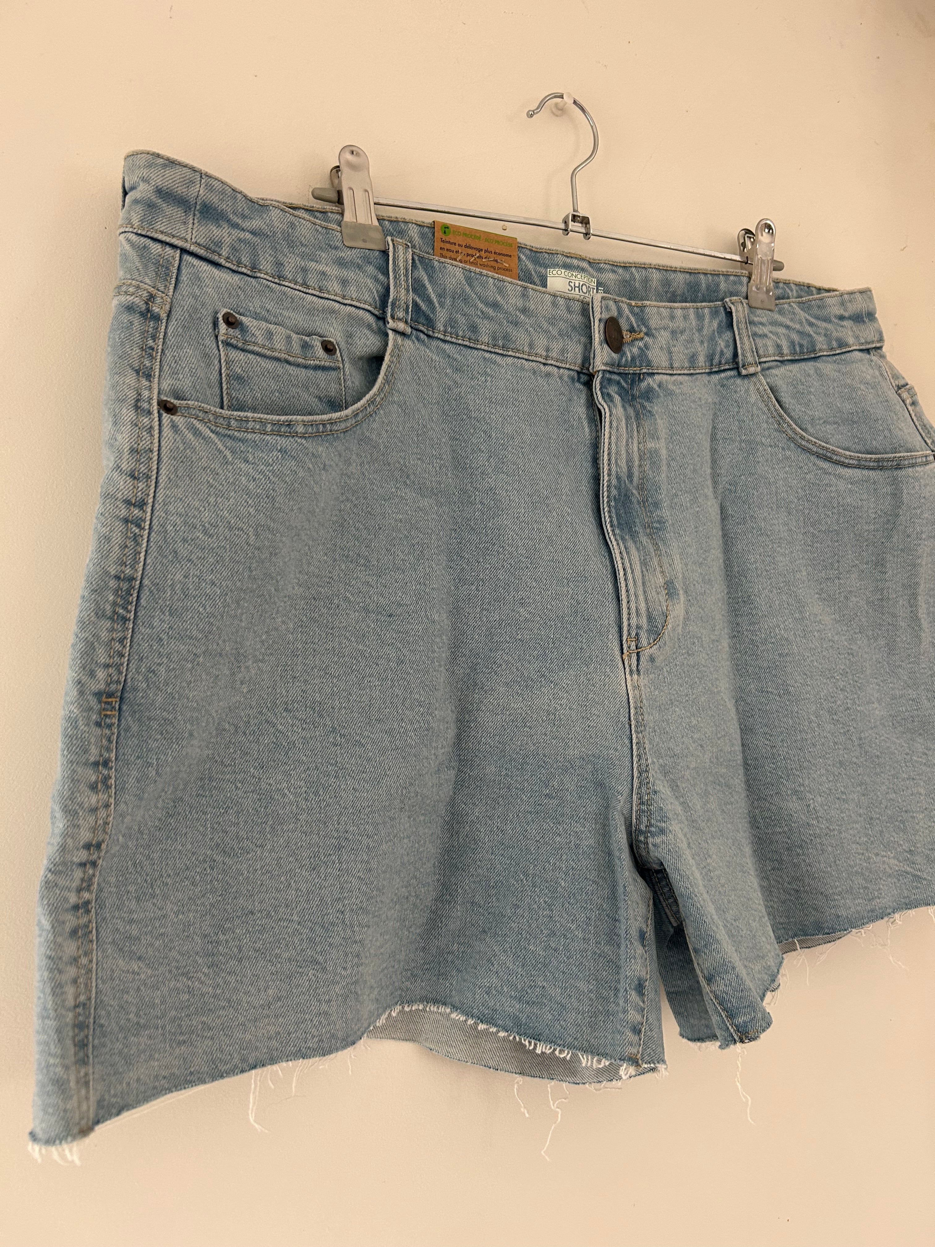 Short en jean Kiabi taille 48