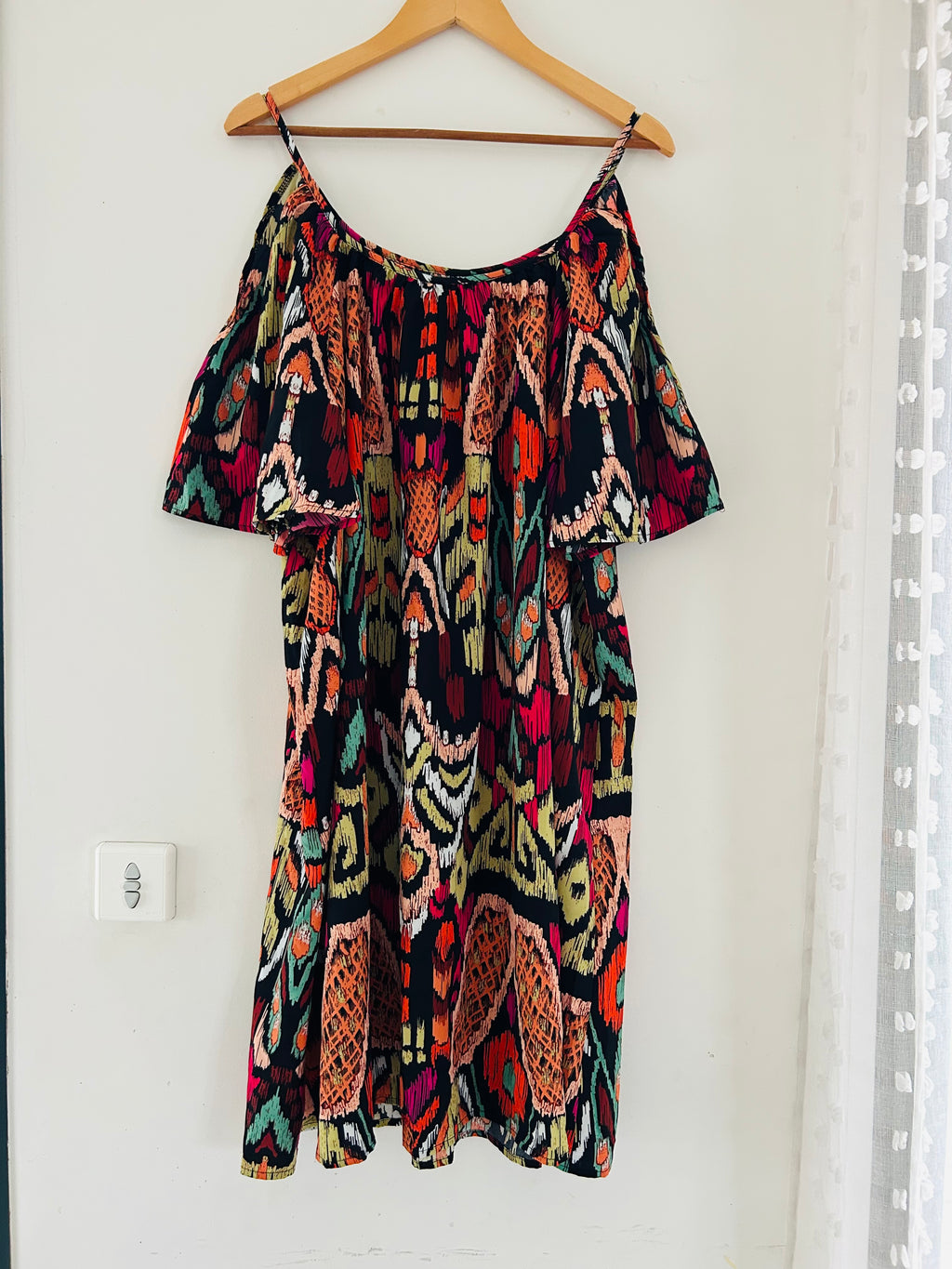 Robe d’été ample et fluide bretelles et manches courtes imprimé SHEIN taille 52