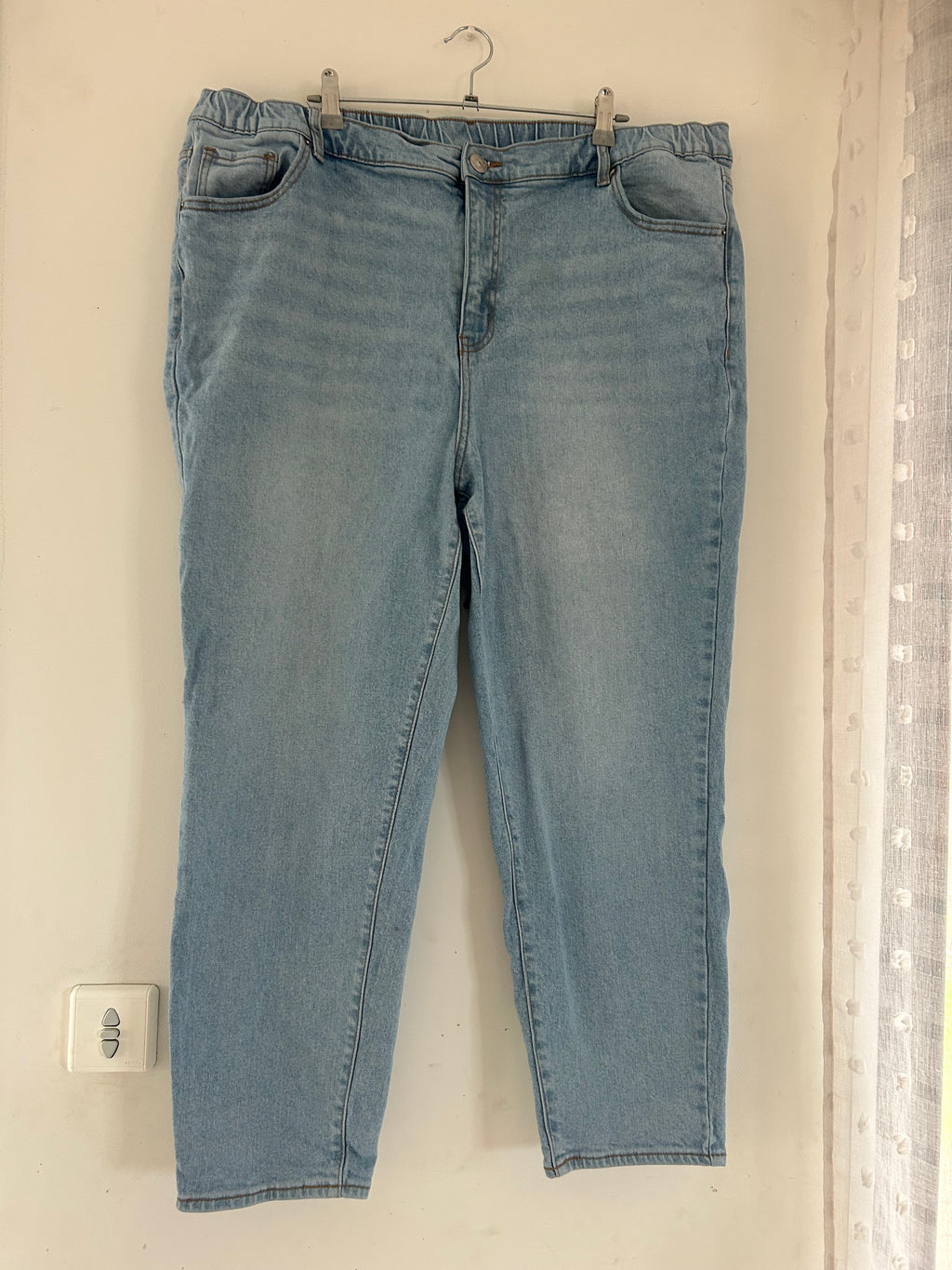 Jean mom Kiabi taille 54