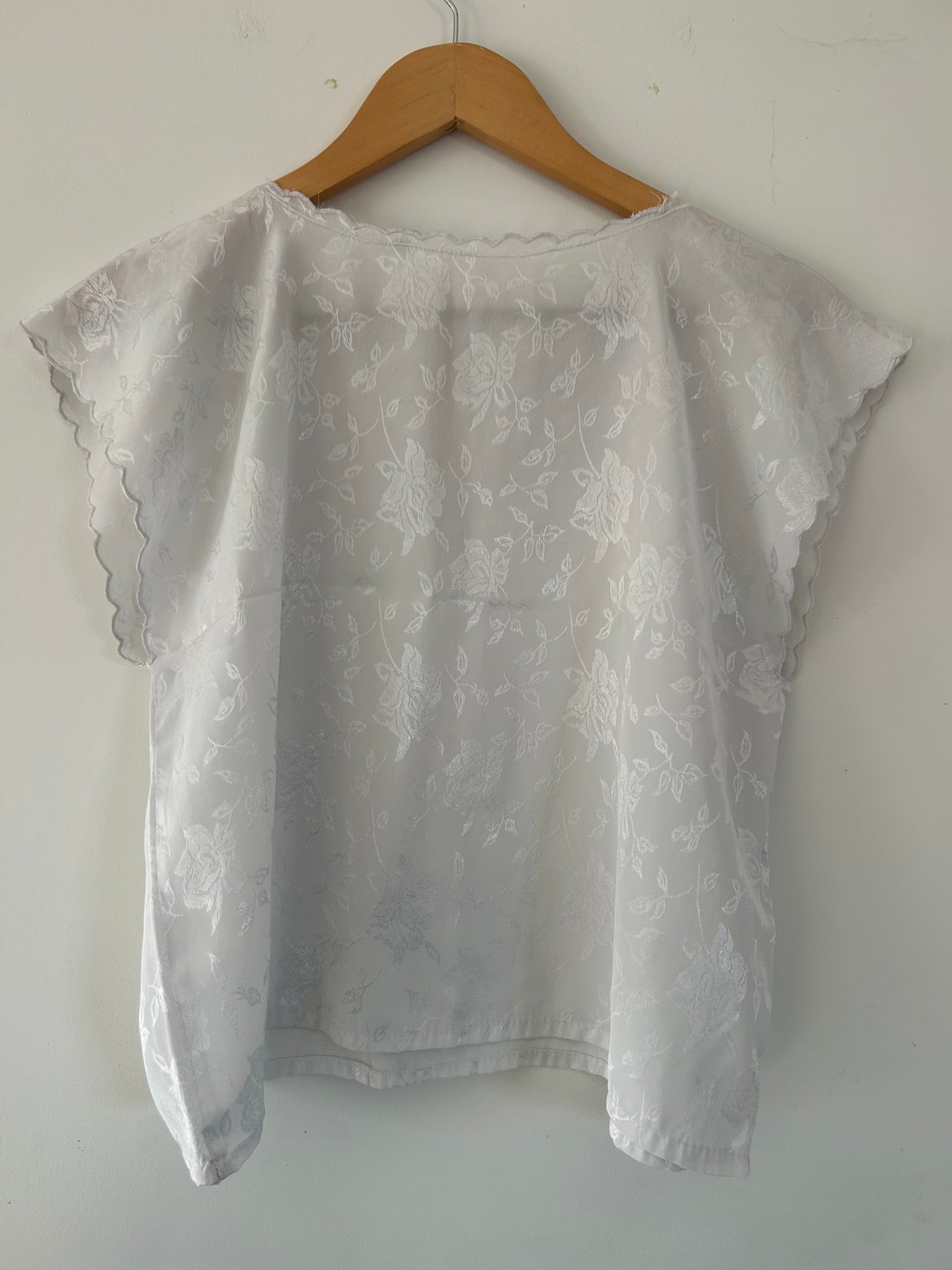 Blouse manches courtes blanc broderie anglaise taille 38/40