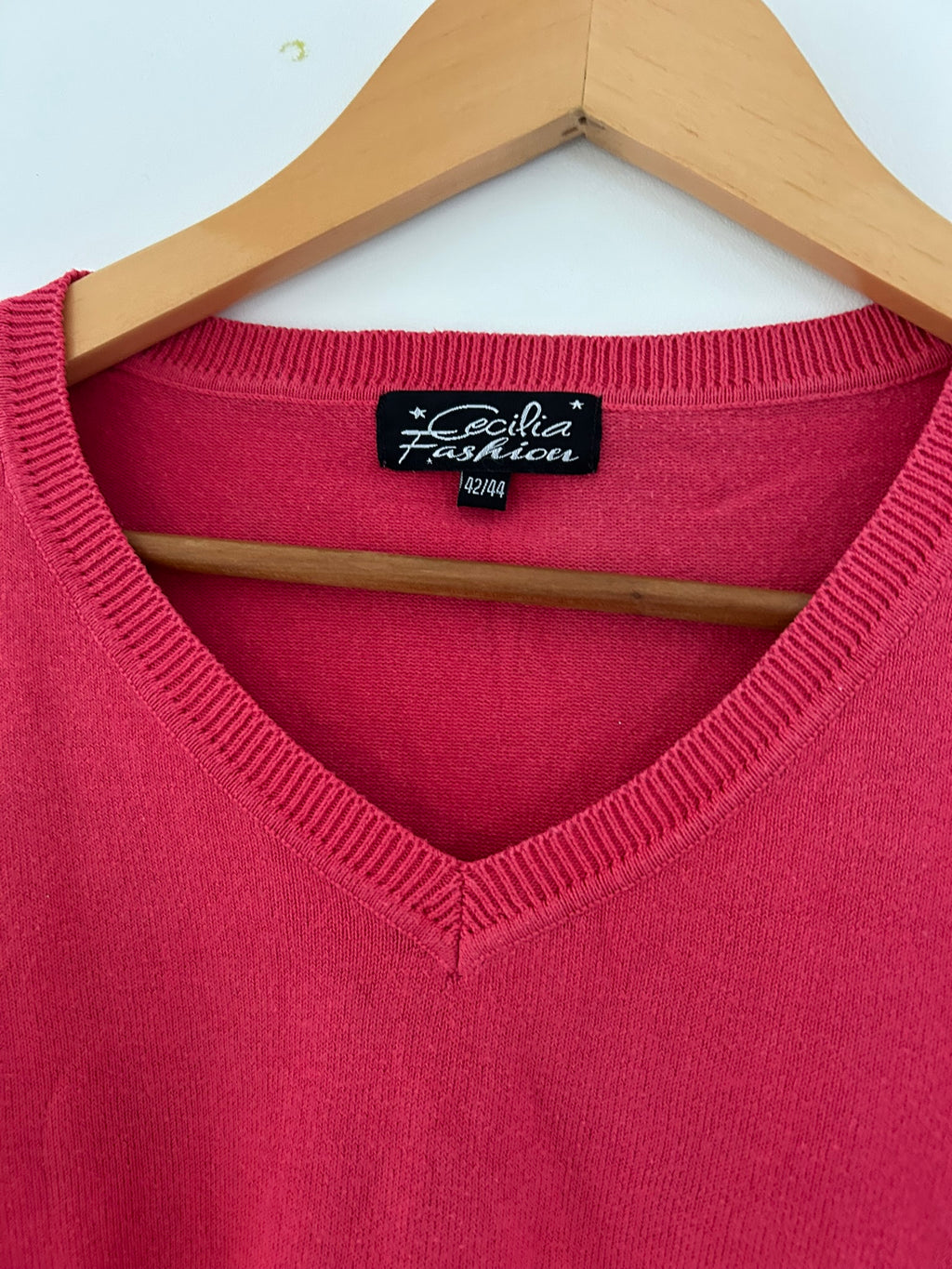 Pull fin col V rose fuschia Cécilia Fashion taille 42/44