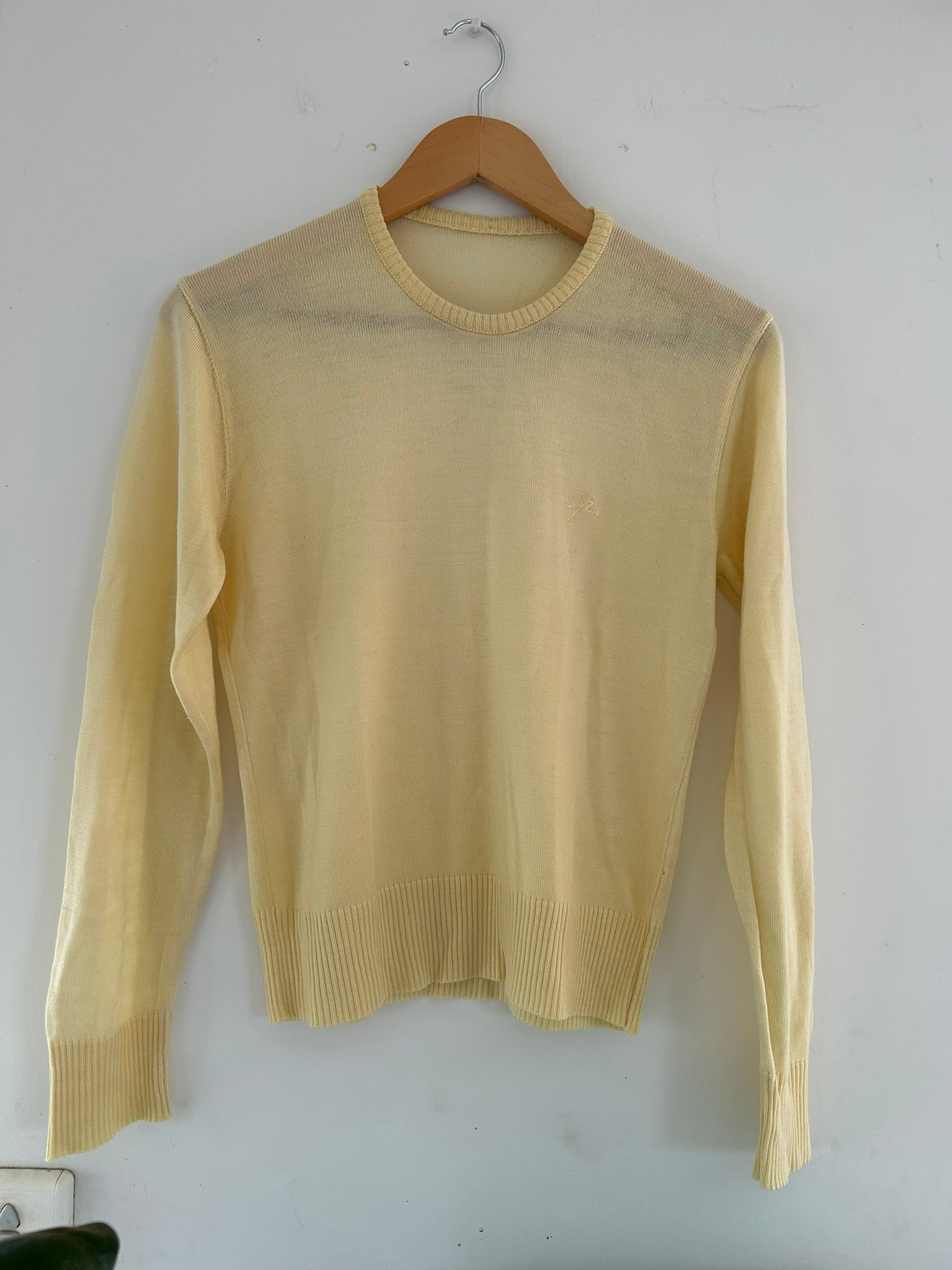 Pull fin jaune col rond taille 38