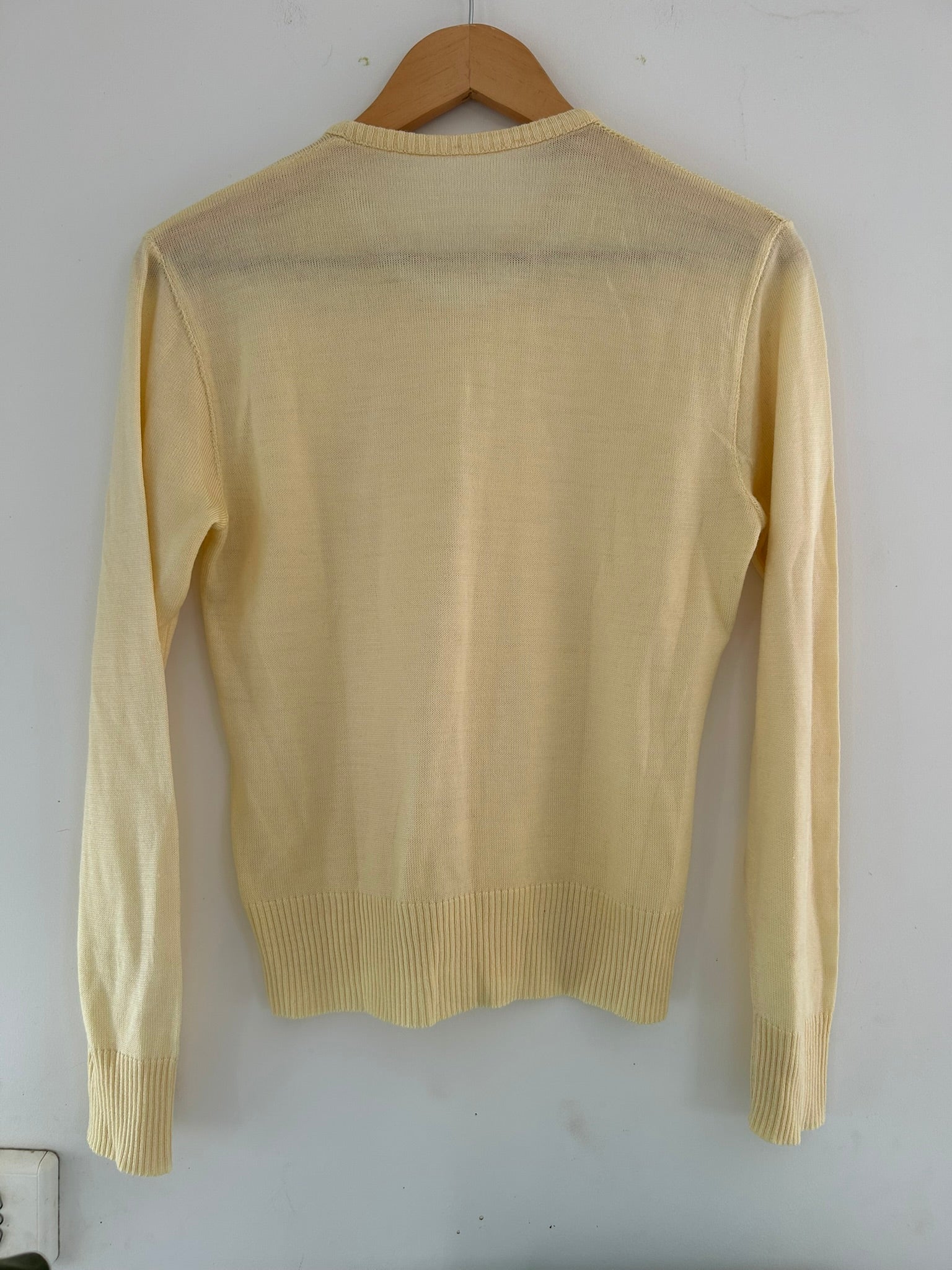 Pull fin jaune col rond taille 38